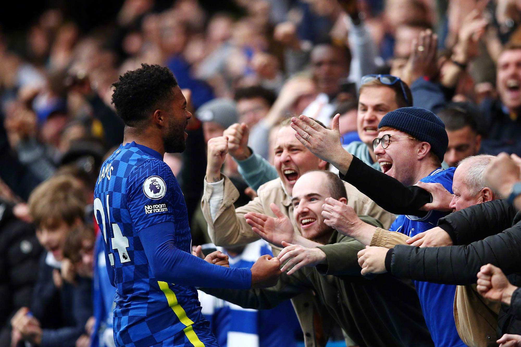 一场充满悬 一场充满悬